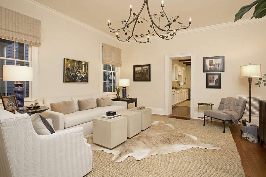 Decorating with Cowhide Rugs